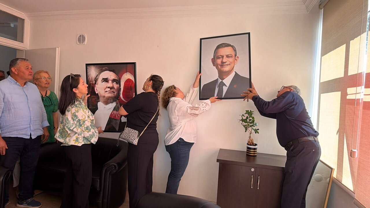 CHP Menteşe İlçe Başkanlığı Boşaltıldı, Yeni Binaya Geçildi 6